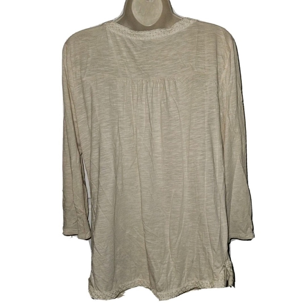 Lucky Brand Cream Blouse Top 3/4  Sleeve 1/4‎ button down Eyelet Trim Size L - Picture 2 of 3